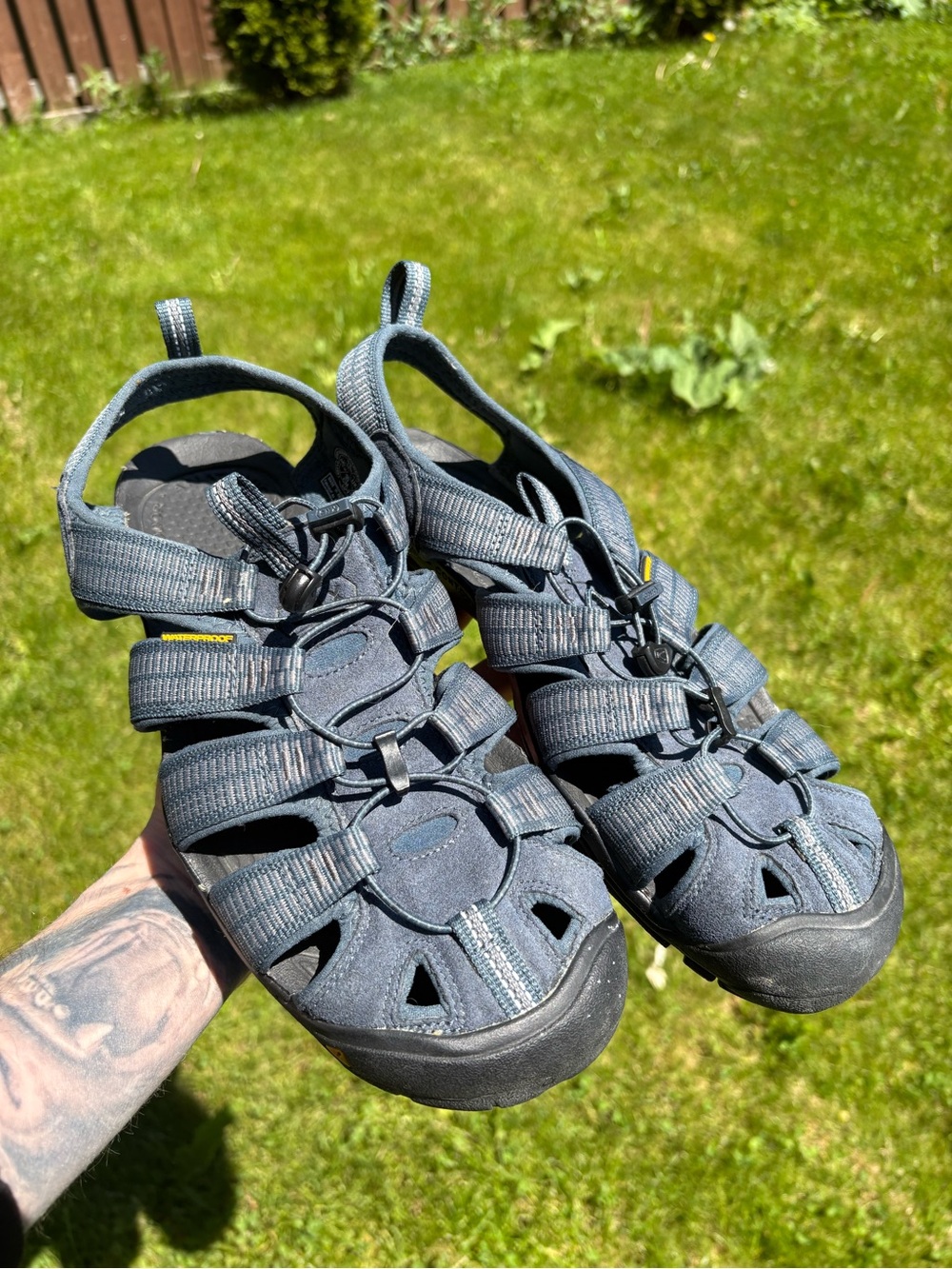 Keen  CNX Men's Rugged Hiking Sandals Shoes Size 12 Washable Water Shoes